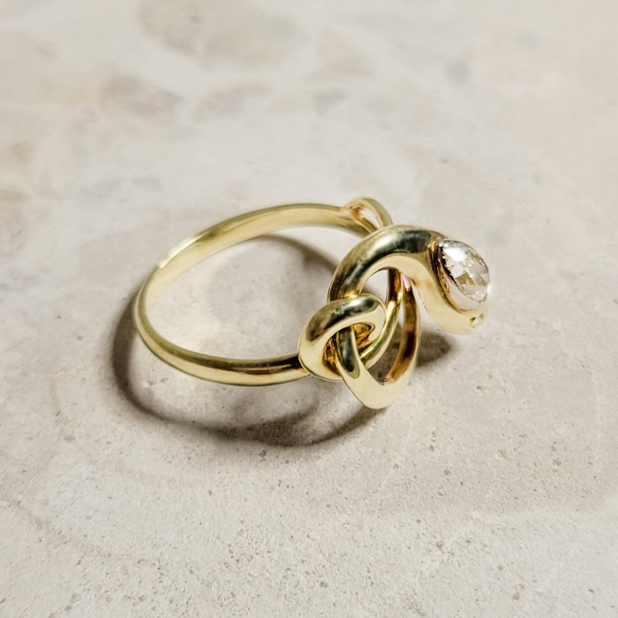 Simple 585 gold ring - timeless and elegant