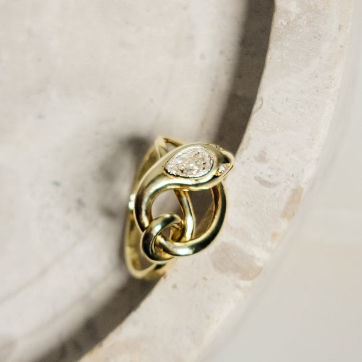 Simple 585 gold ring - timeless and elegant