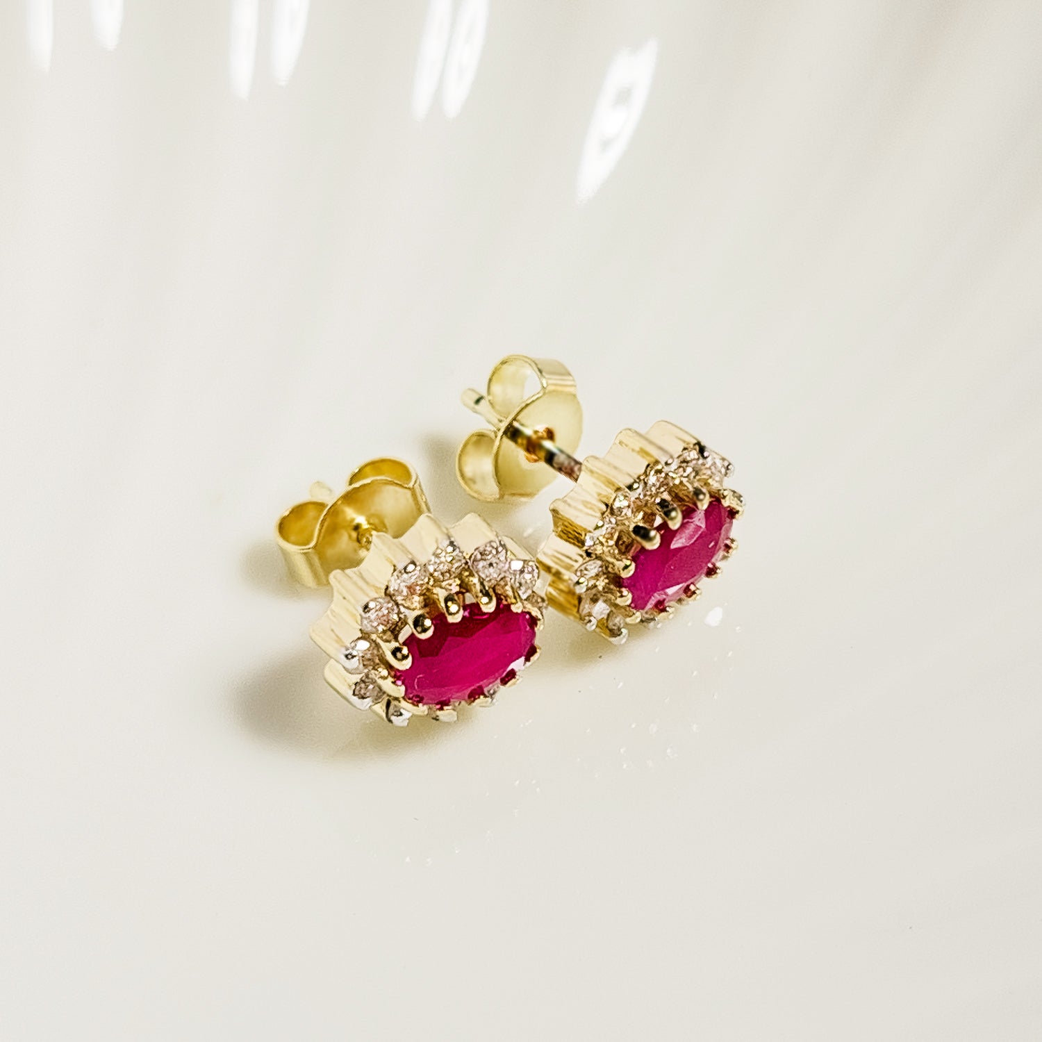 Second set 585 gold earrings - timelessly beautiful