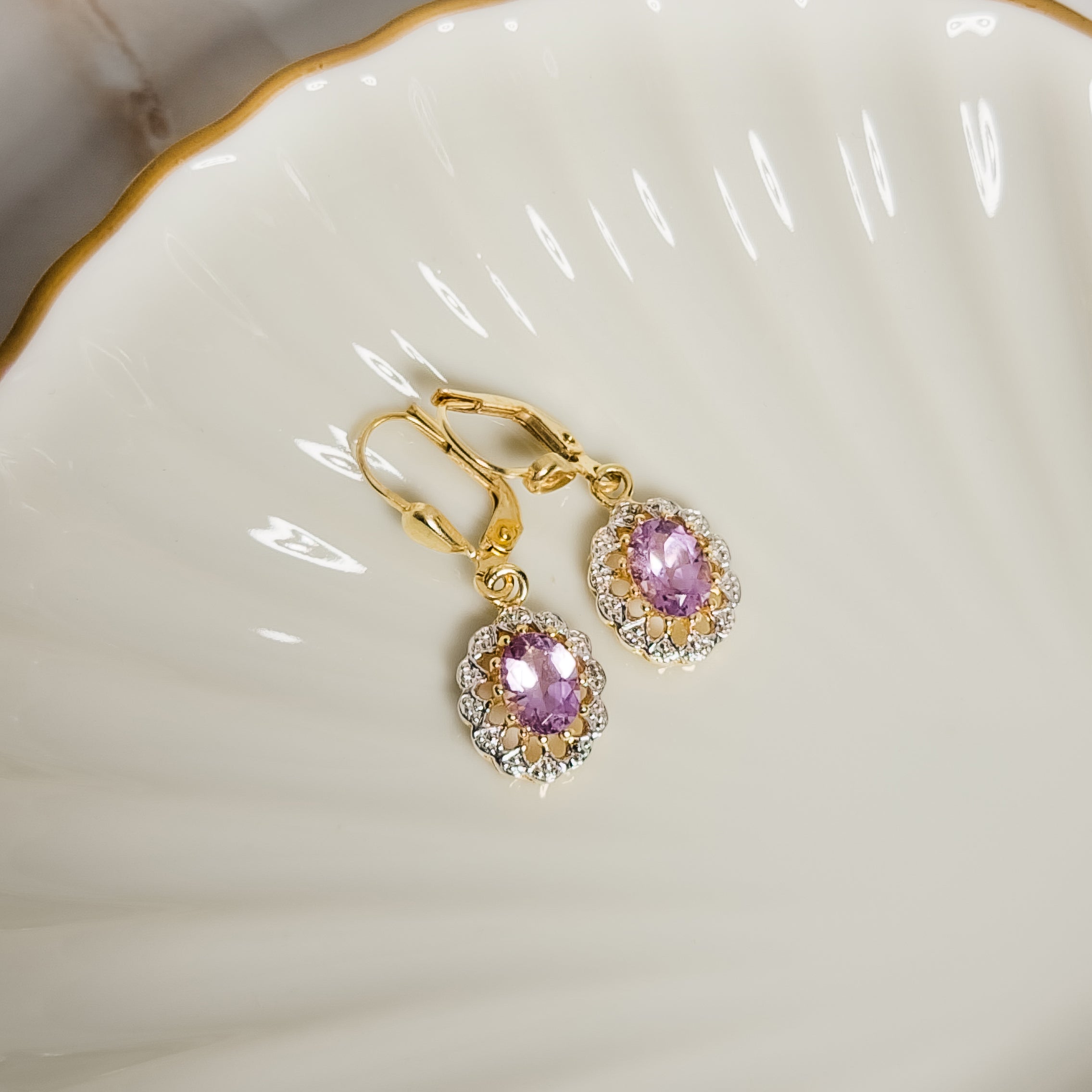 Tolle Vintage-Gold Ohrringe mit Amethyst – Verführerisch Violett