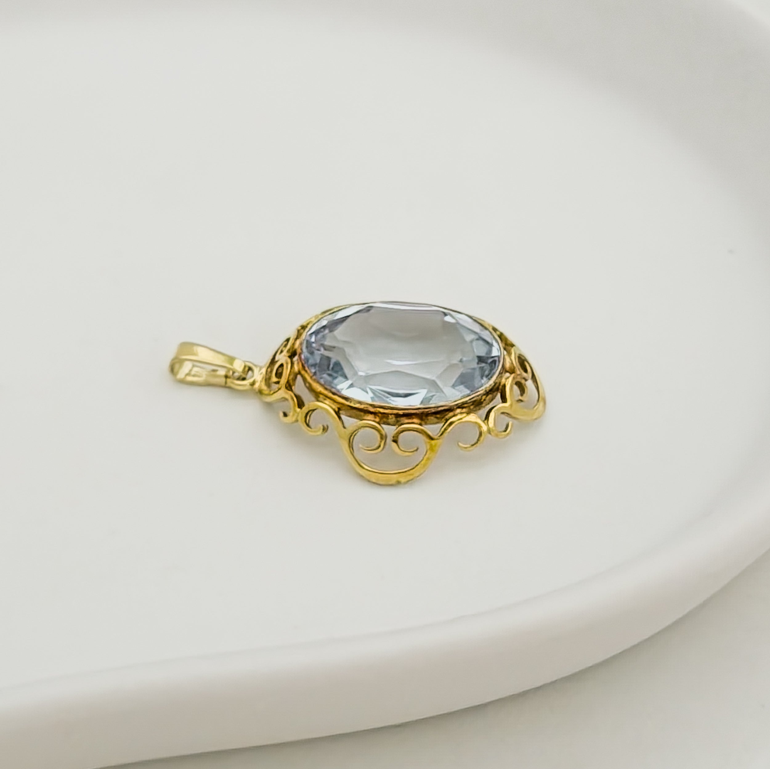 Antique gold ring with blue gemstone