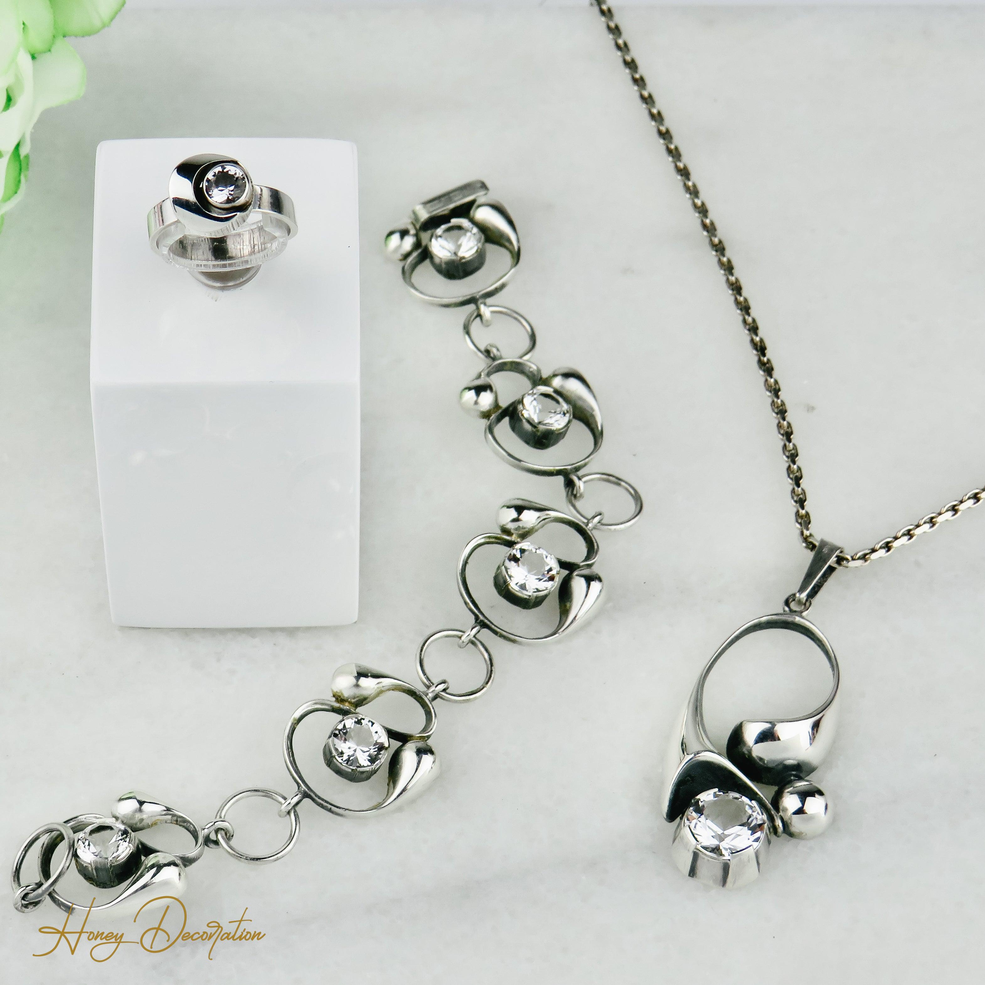 Ausgefallenes Schmuckset aus Silber mit Bergkristall - Honey Decoration